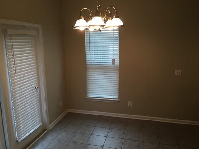 Building Photo - 21 Sago Palm Dr