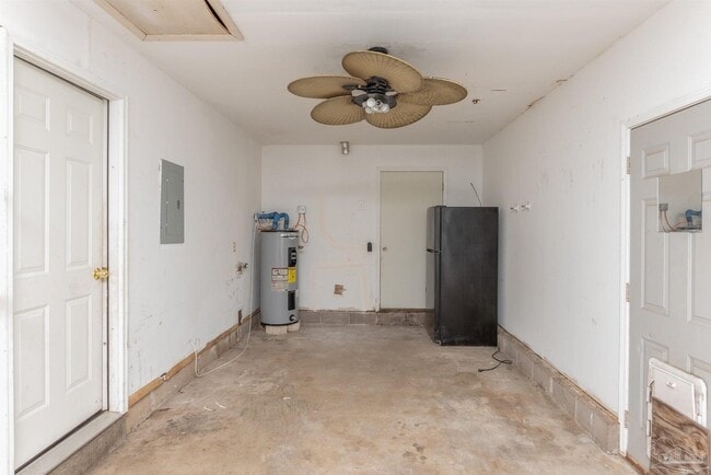 Building Photo - 525 Quigley Rd