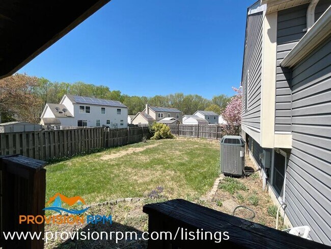 Building Photo - 706 Charney Ct