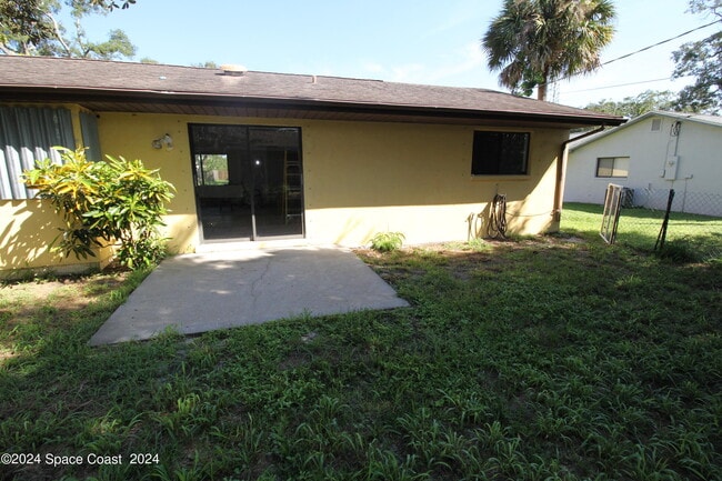 Building Photo - 2168 Tarrytown Ln NE