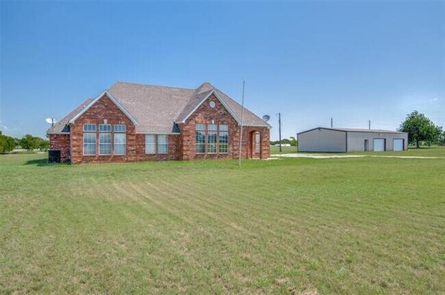 Building Photo - 157 Country Pl Ln