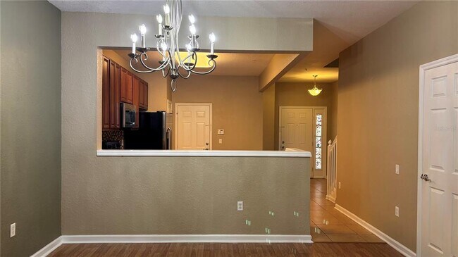 Building Photo - 6845 Slaven Dr
