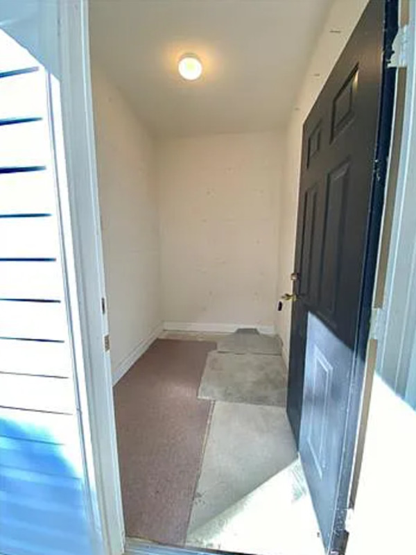 Building Photo - 2132 Sardony Ln