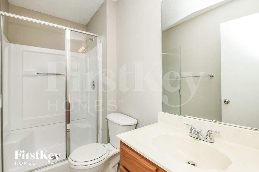 Building Photo - 2529 Rivers Edge Dr