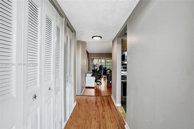 Building Photo - 5961 NW 61st Ave