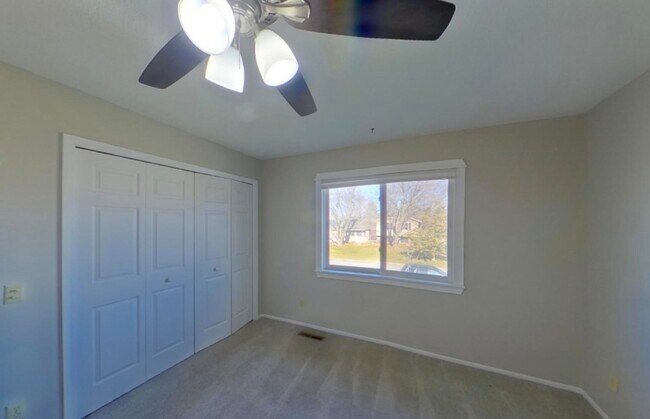 Building Photo - Special One In E 116th St Available Now.