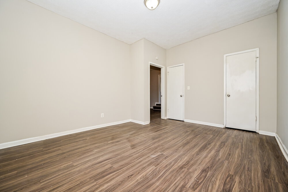 Building Photo - 3835 Charlotte Dr