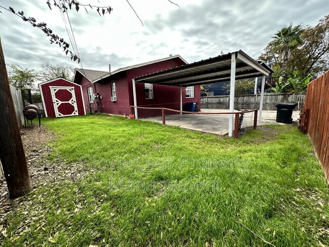 Building Photo - 317 Kashmuir Pl