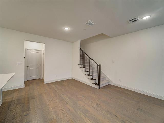 Building Photo - 7228 Sideoats Gama St