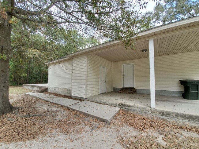 Building Photo - 403 Wendwood Ct