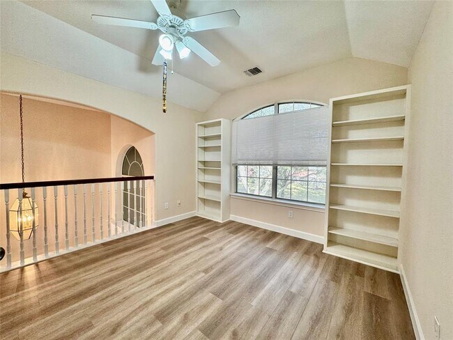 Building Photo - 1818 Maidenhair Ln