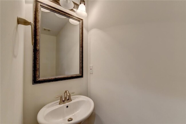 Building Photo - 3332 Twinrose Pl