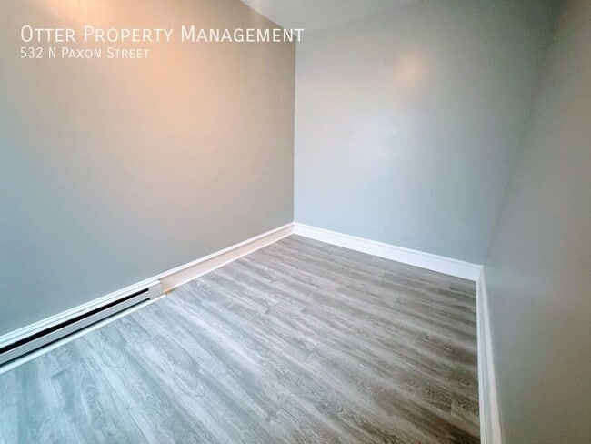 Building Photo - 532 N Paxon St