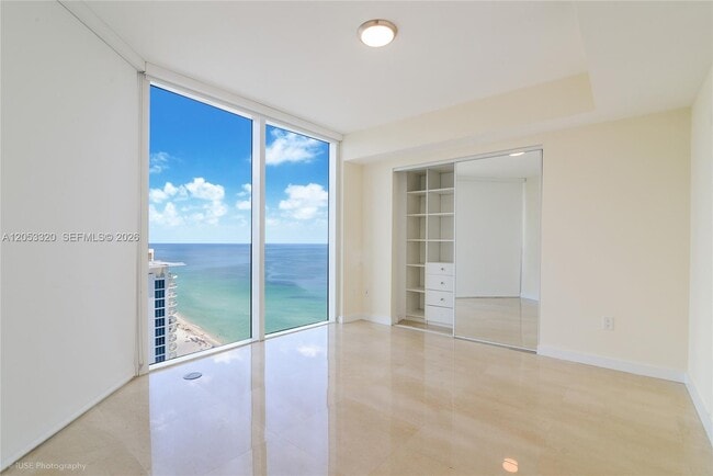 Building Photo - 17201 Collins Ave