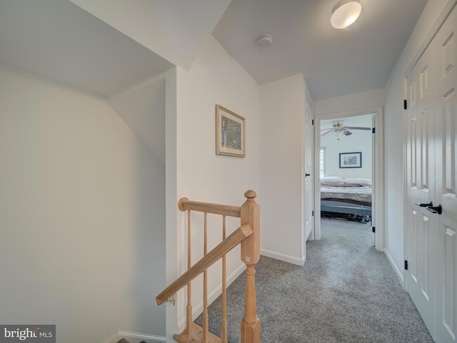 Building Photo - 3022 Kings Village Rd