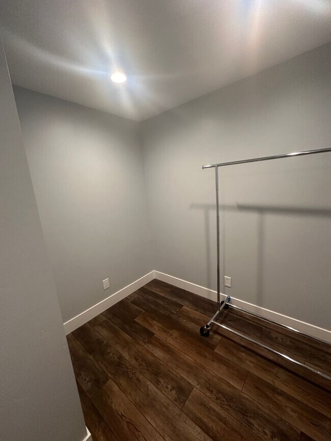 Building Photo - Charming Home in Winters, CA