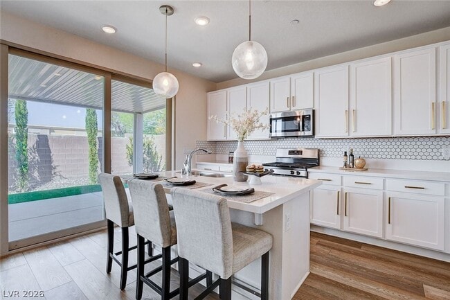 Building Photo - 2216 Elford Ct