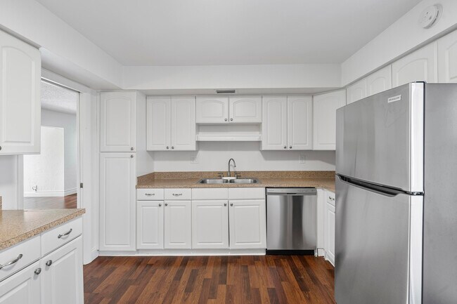 Building Photo - 6612 Spring Bottom Way
