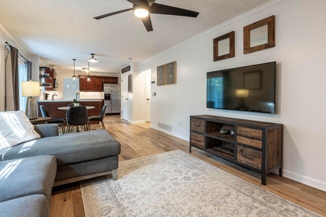 Building Photo - 2037 Sutter Pkwy