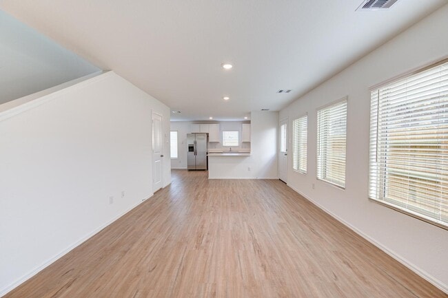 Building Photo - 26738 Paloma Blanca Dr