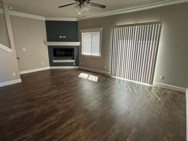 Building Photo - MOVE IN SPECIAL $300 OFF FIRST MONTHS RENT