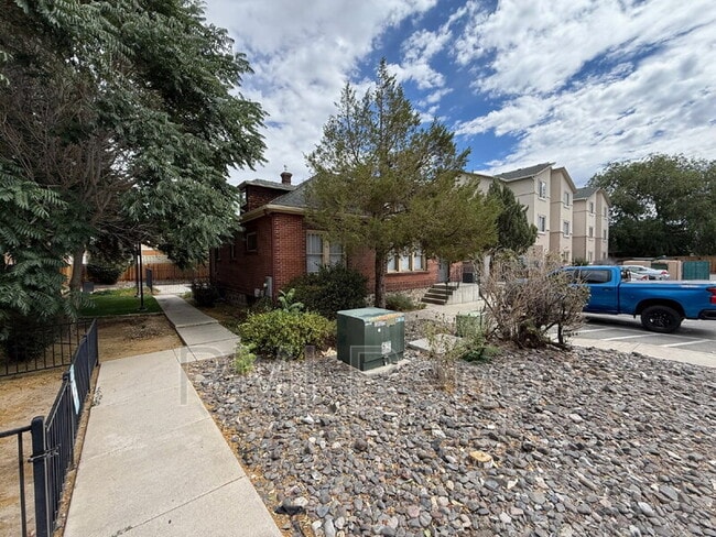 Building Photo - 1610 I St