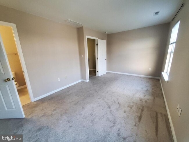 Building Photo - 132 Bay Hill Ln