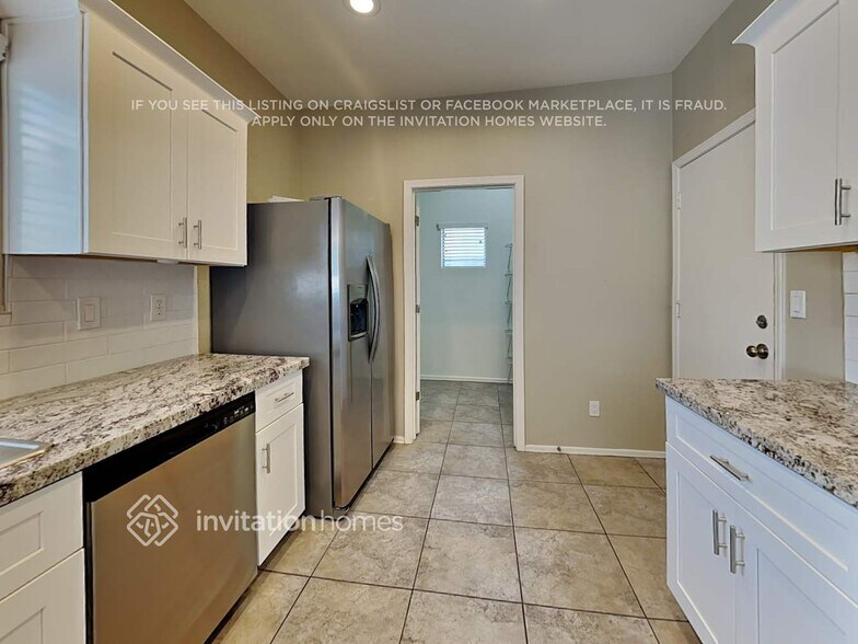 Building Photo - 6335 S Kimberlee Way