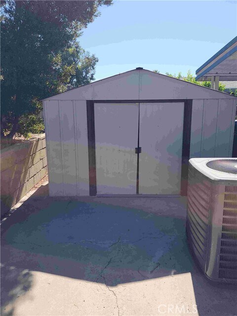 Building Photo - 38676 Via Taffia