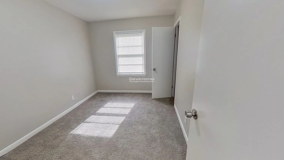 Building Photo - 3473 E 54 St