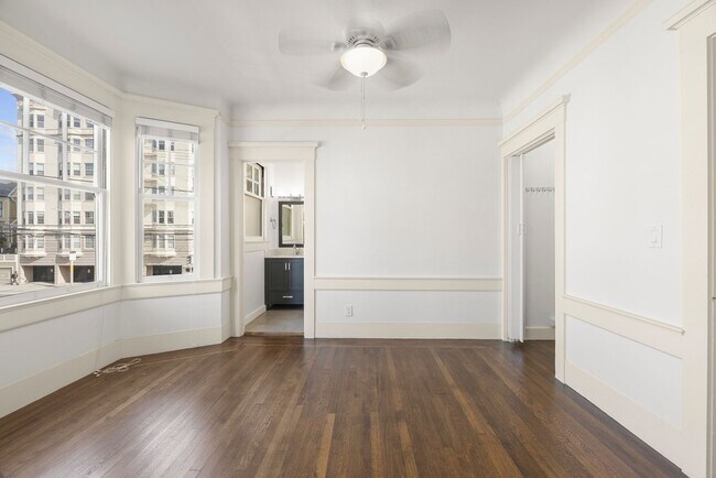 Building Photo - 1960 Pierce St