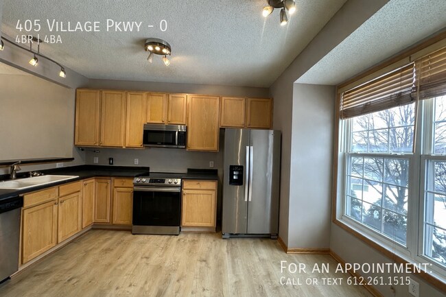 Building Photo - 405 Village Pkwy