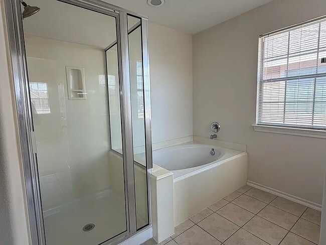 Building Photo - 6139 Morningshire Ln