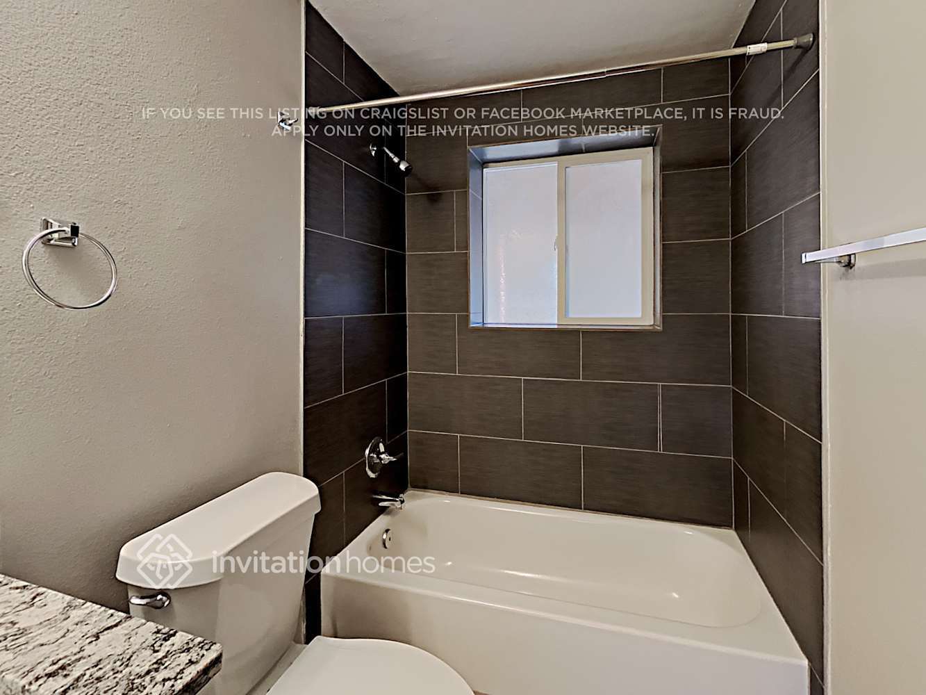 Building Photo - 9764 Columbine Ct