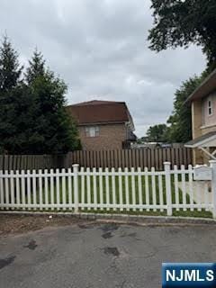 Building Photo - 336 Westfield Ave W