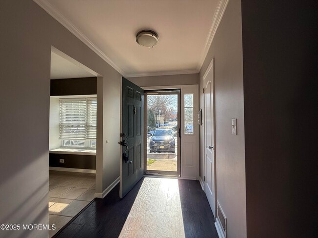 Building Photo - 52 Aberdare Ct