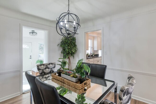 Building Photo - 16904 Invermere Ave