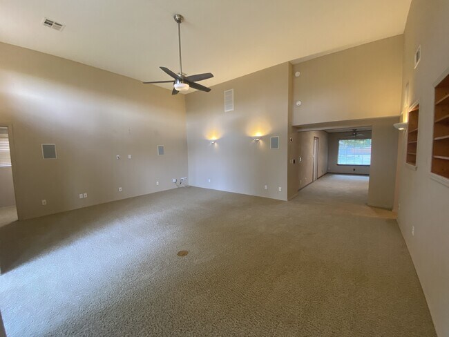 Building Photo - 1525 Cherry Stone St