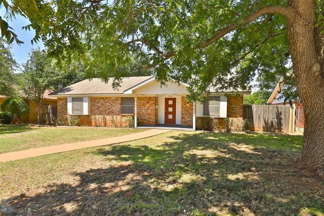 Building Photo - 3718 Brookhollow Dr