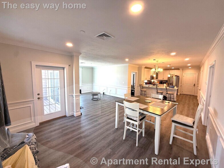 Building Photo - 320 Middlesex Ave