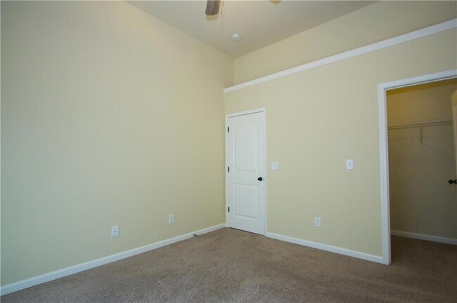 Building Photo - 793 Kaitlyn Dr