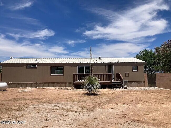 Building Photo - 3181 W Green Park Dr