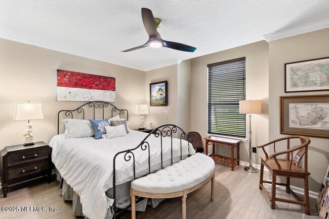 Building Photo - 4572 Comanche Trail Blvd