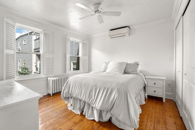 Building Photo - 9R Salem St Ave