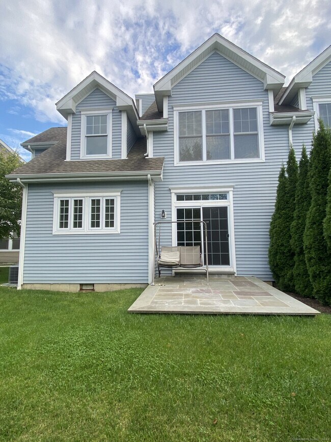 Building Photo - 40 Copper Square Dr