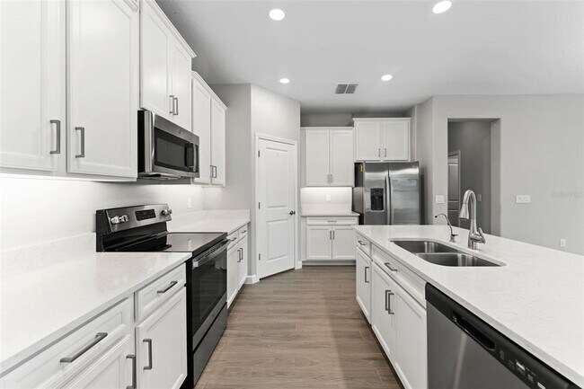 Building Photo - 31603 Magna Gulf Loop