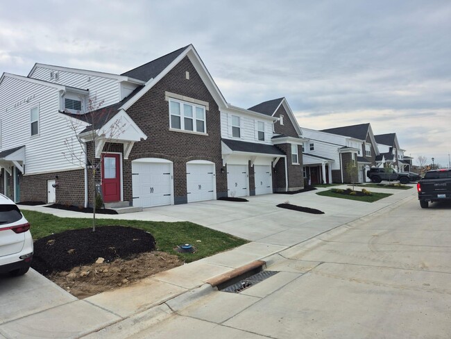 Primary Photo - 759 Walton Ter Dr