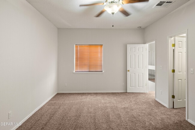 Building Photo - 5376 Jose Duran Ln