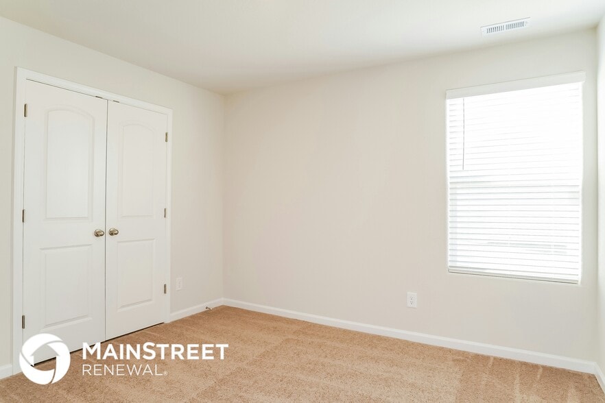 Building Photo - 724 Cider Ml Wy