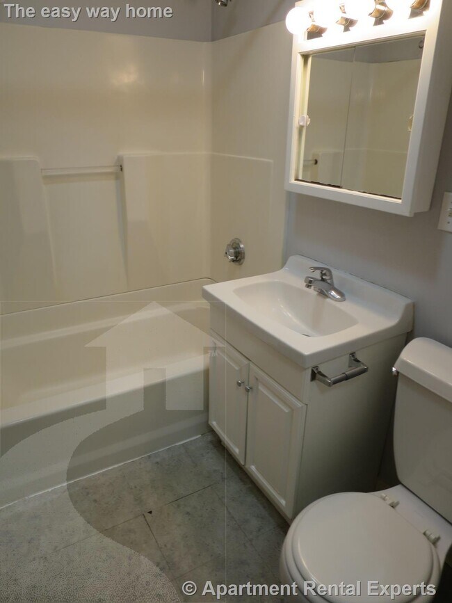 Building Photo - 360 Somerville Ave